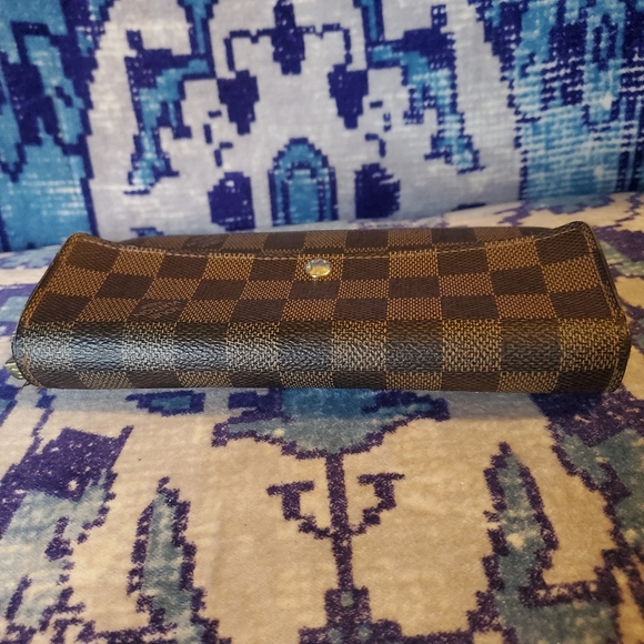 Louis Vuitton Damier Ebene Sarah Wallet Luxury Made in Spain 2007 - Picture 4 of 17